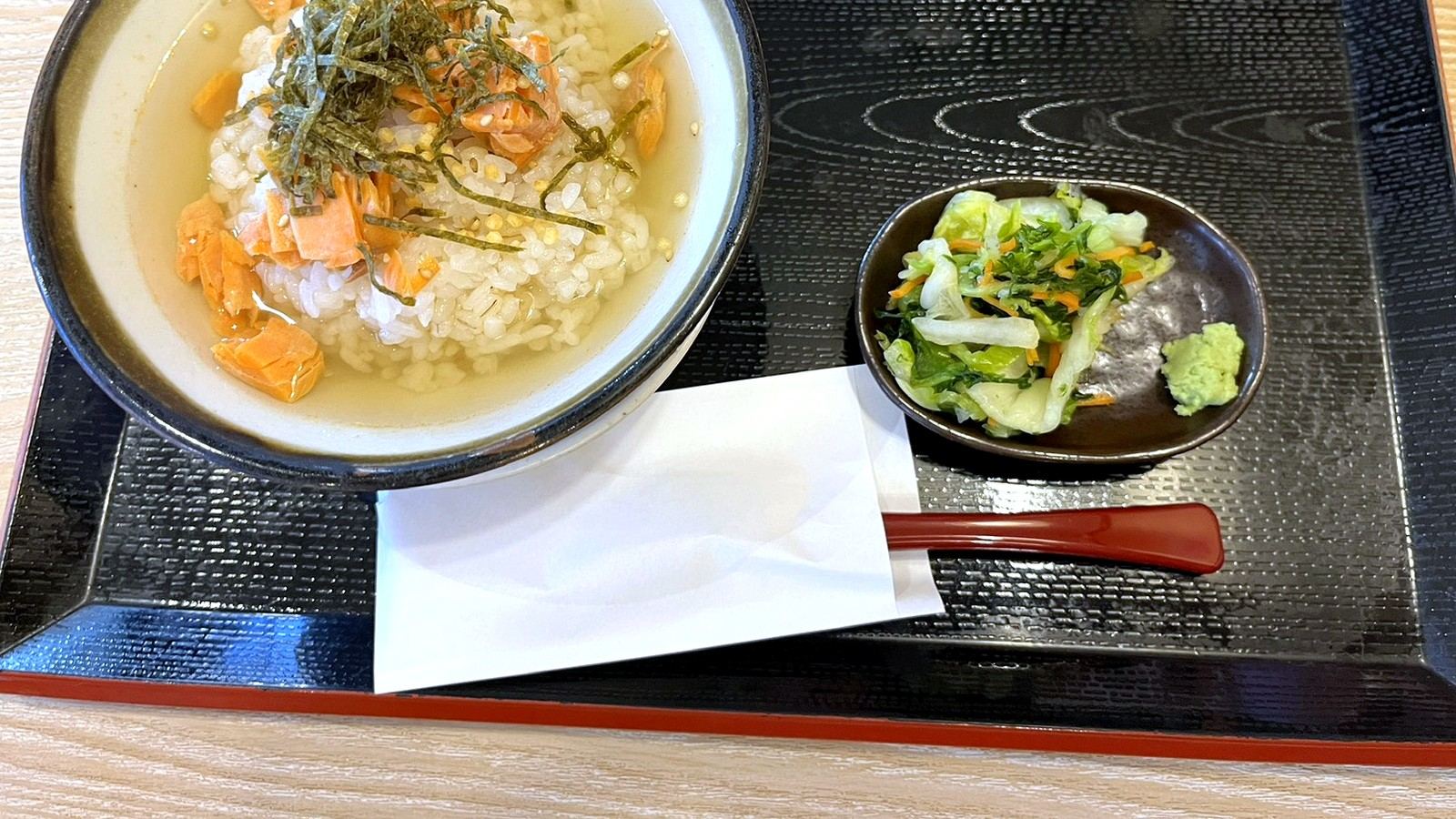 鮭茶漬けと漬物のセット